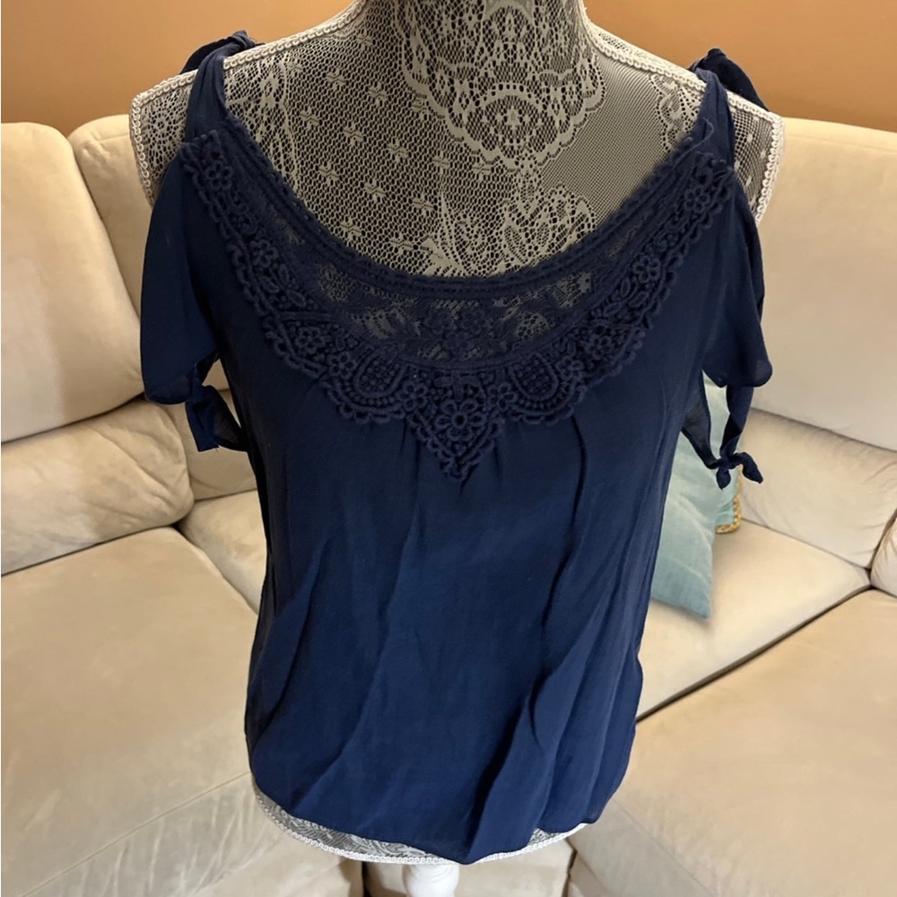Candies blue top